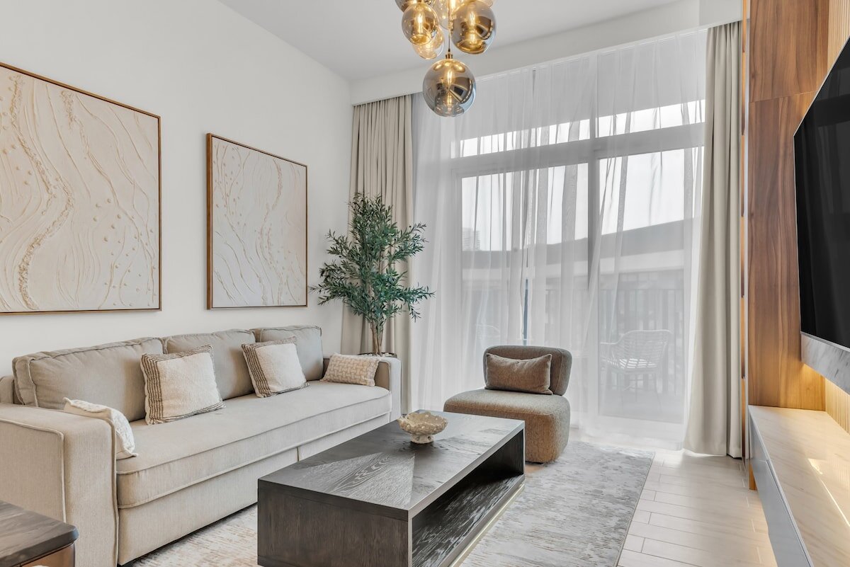 Season Hive apartment in JVC Belgravia