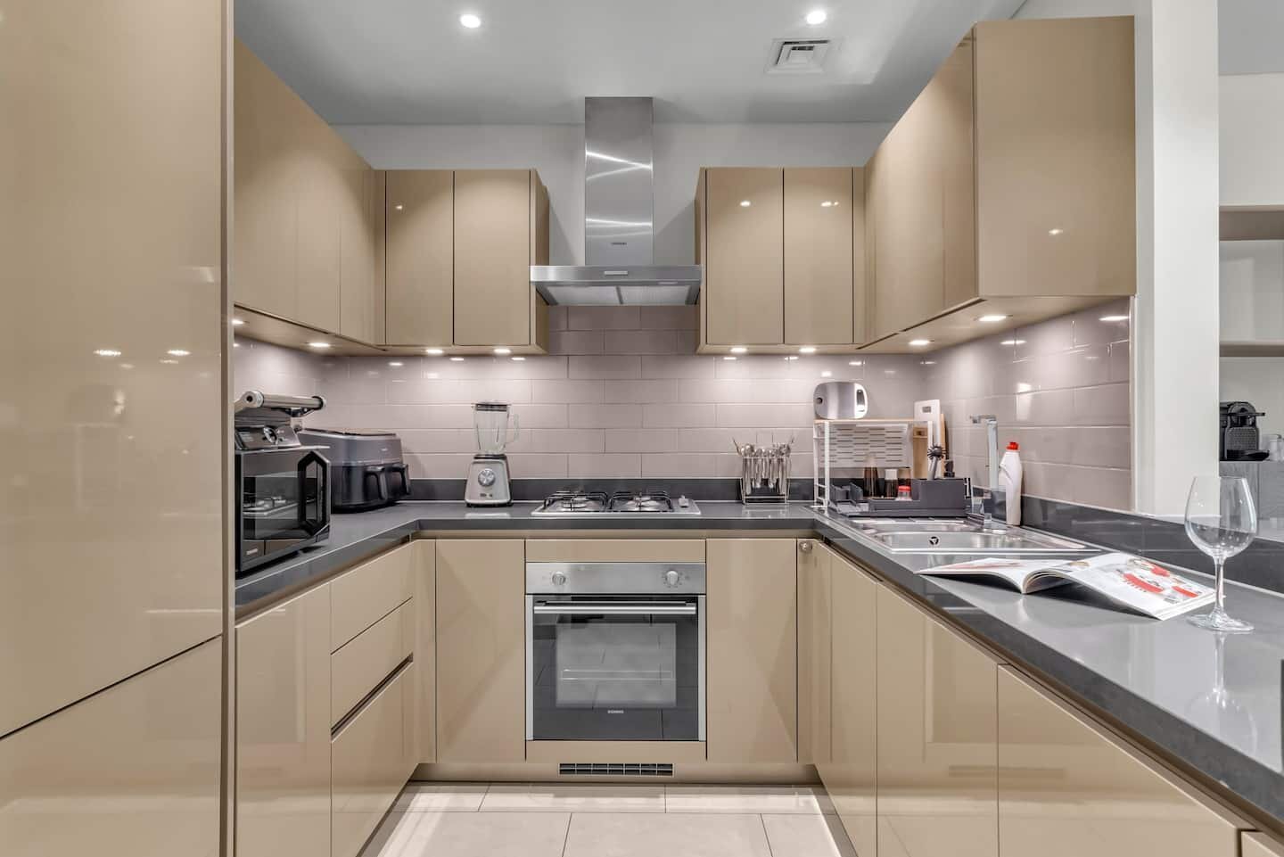 Swimming pool · Sobha Hartland